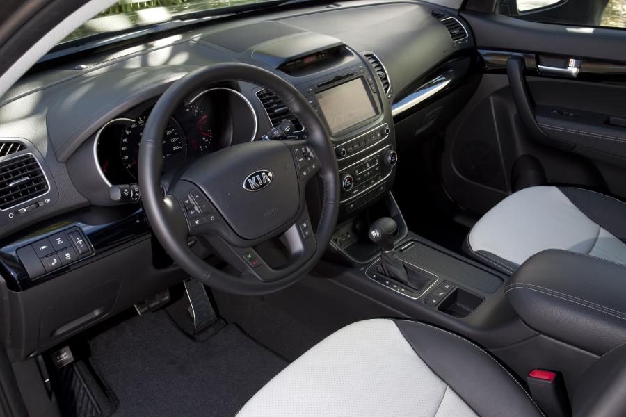  Kia Sorento 2013 года  (EU) (фото 22 из 85)